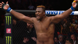 В этот день в 2017: Фрэнсис Нганну vs Алистар Оверим