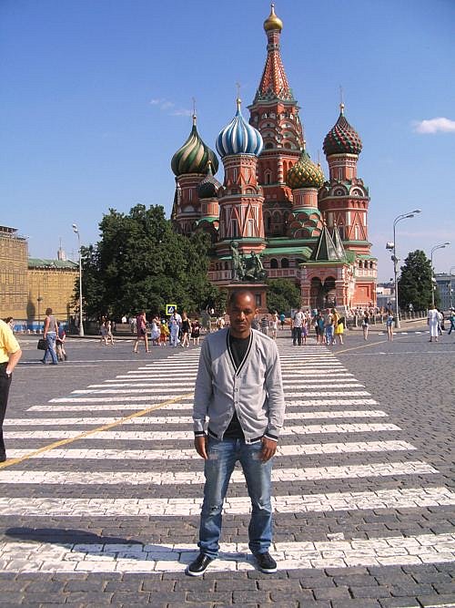 Patrick Kaputu фотография #5