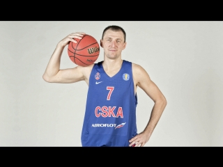Vitaly Fridzon No-Look Pass & Andrey Vorontsevich Fast-Break Dunk