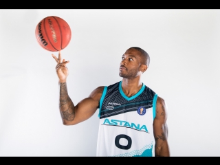 Ике Удано хочет участвовать в данк-контесте